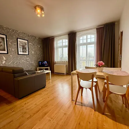 Uno Apartment *